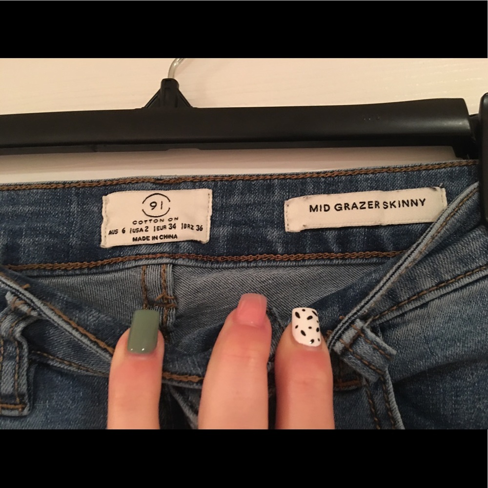 Stretchy skinny jeans